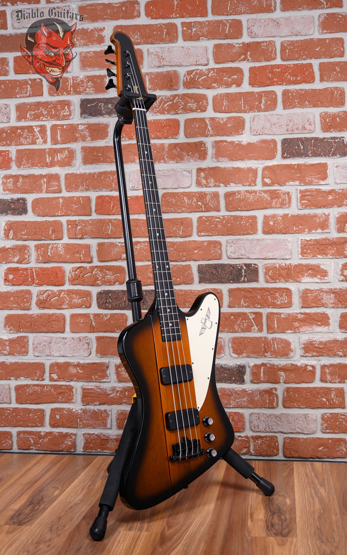 Gibson Thunderbird IV Bass Sunburst 2000 w/OHSC – Diablo Guitars