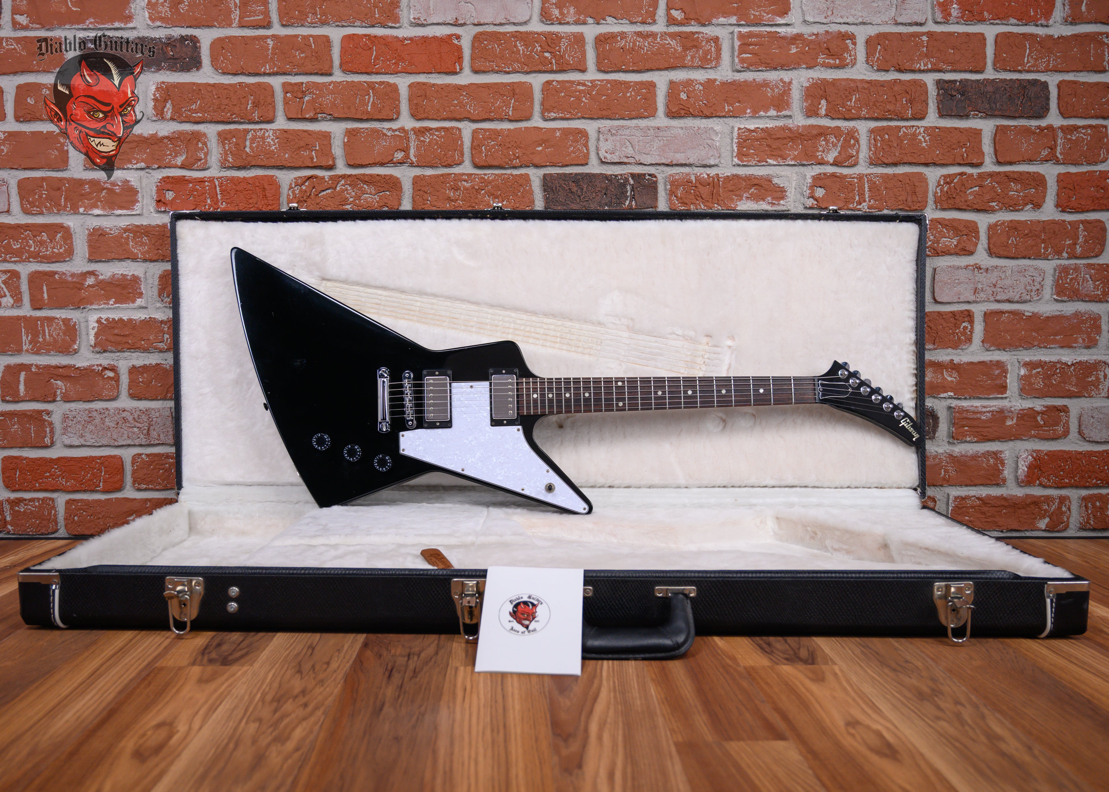 JULIUS シュラインベスト Gibson Explorer '76 Ebony 2008 w/OHSC – Diablo Guitars