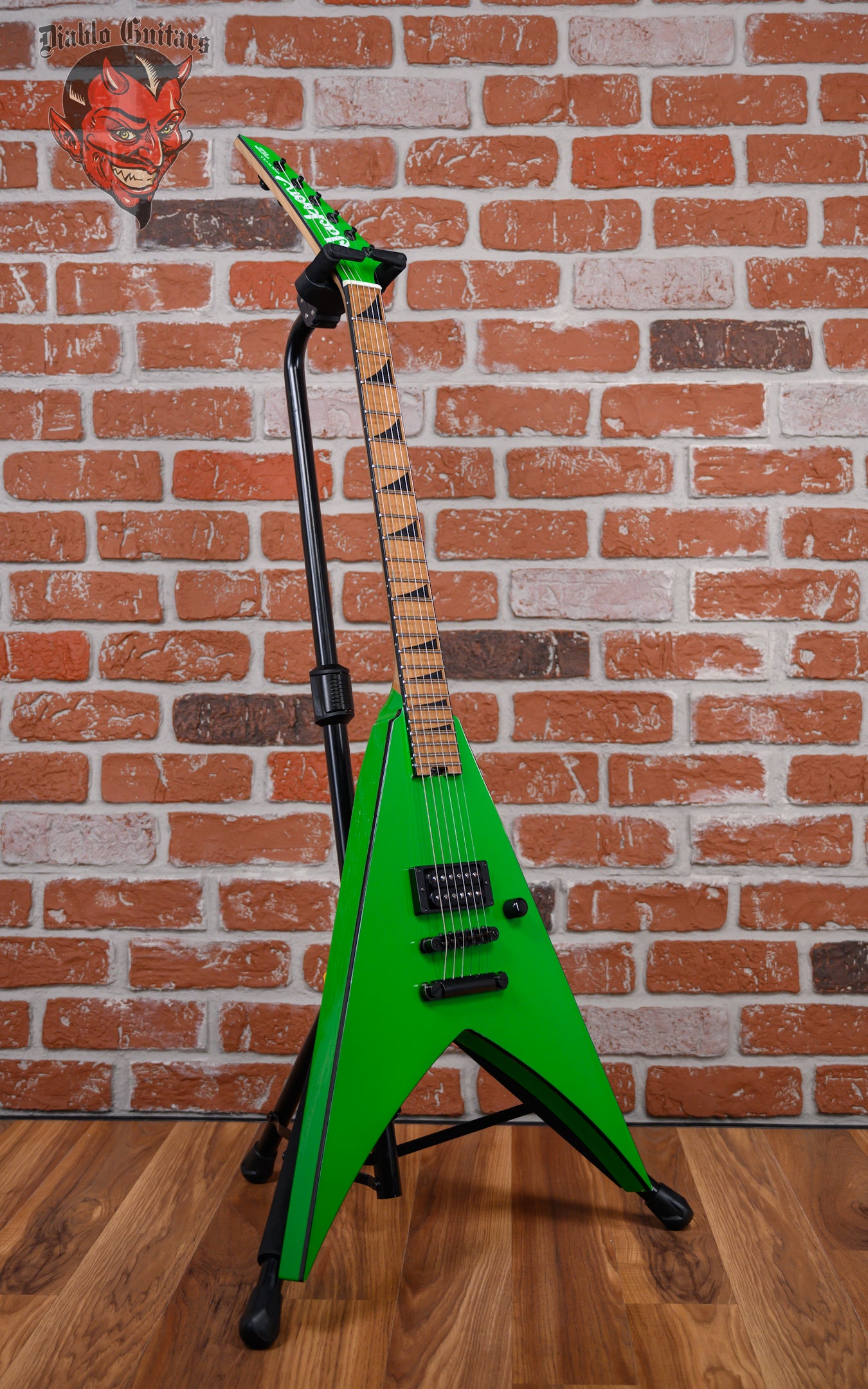 Jackson USA Custom Shop One Off King V Slab Top Kawasabi Green
