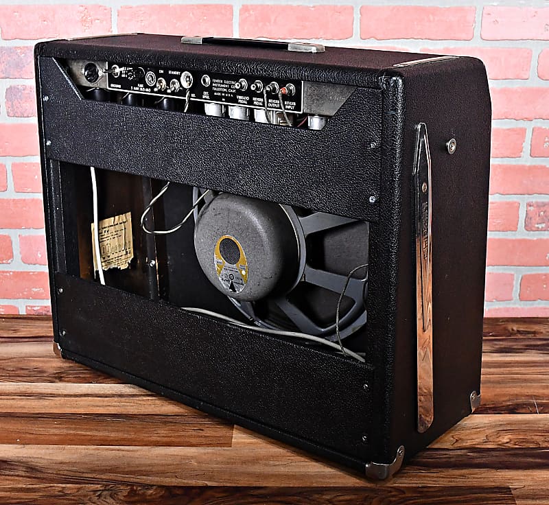 Fender Vintage 1964 Black Panel Vibroverb AB763 40w 2 Channel Combo with JBL-D130F 15" Speaker - Ships in Road Case