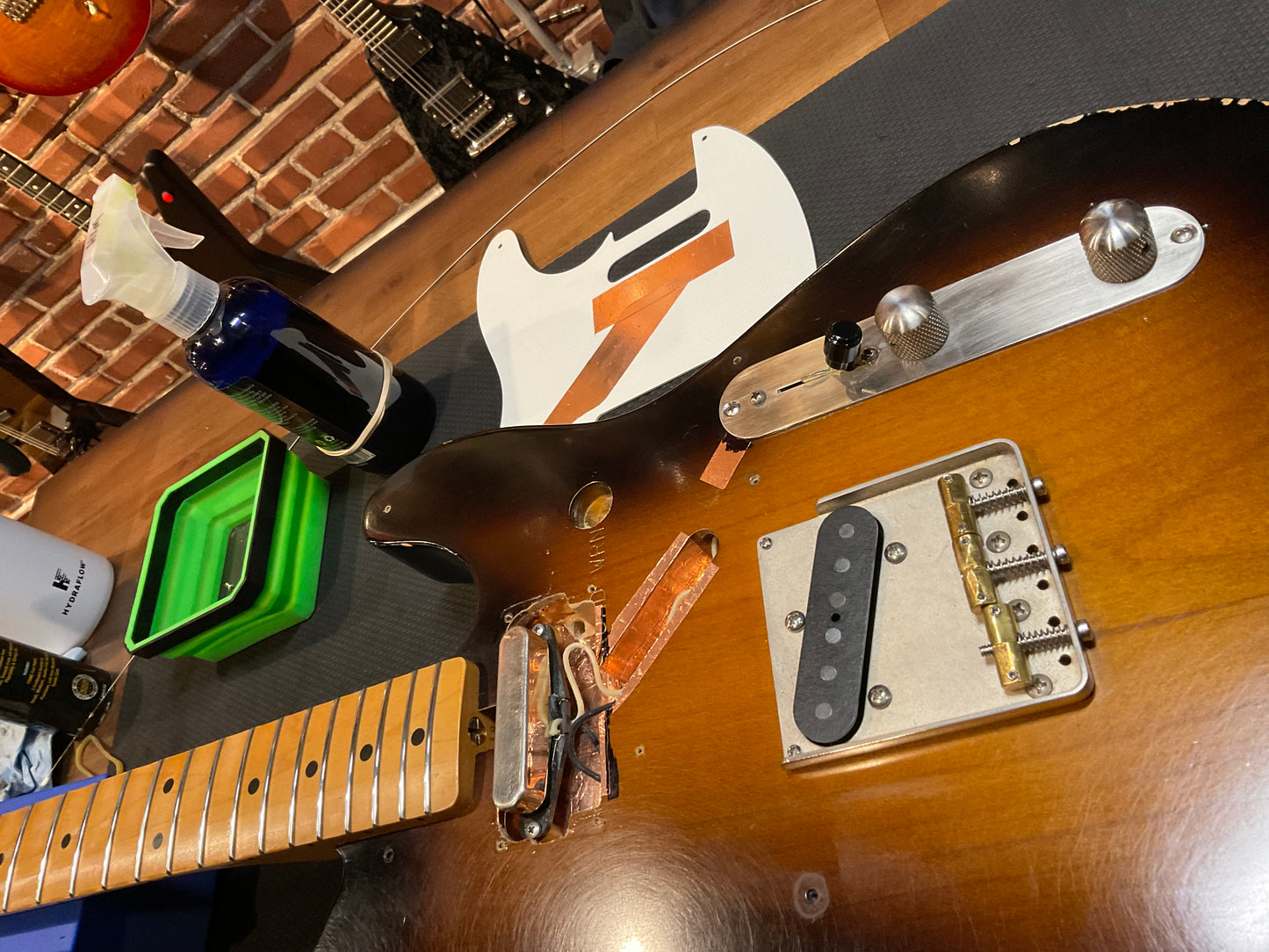 Fender Road Worn '50s Telecaster 2-Color Sunburst 2019 w/Hardshell Case (Upgrades)