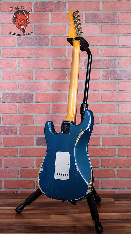 Fender Stratocaster Custom Color Lake Placid Blue 1965 OHSC