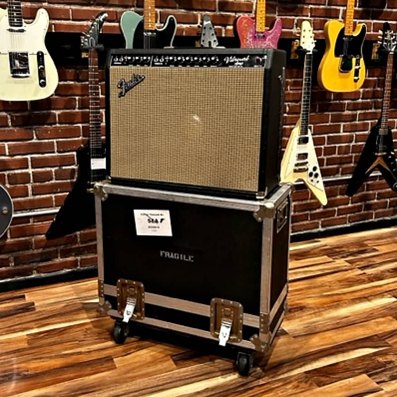 Fender Vintage 1964 Black Panel Vibroverb AB763 40w 2 Channel Combo with JBL-D130F 15" Speaker - Ships in Road Case