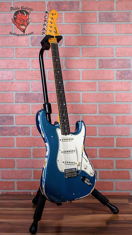 Fender Stratocaster Custom Color Lake Placid Blue 1965 OHSC