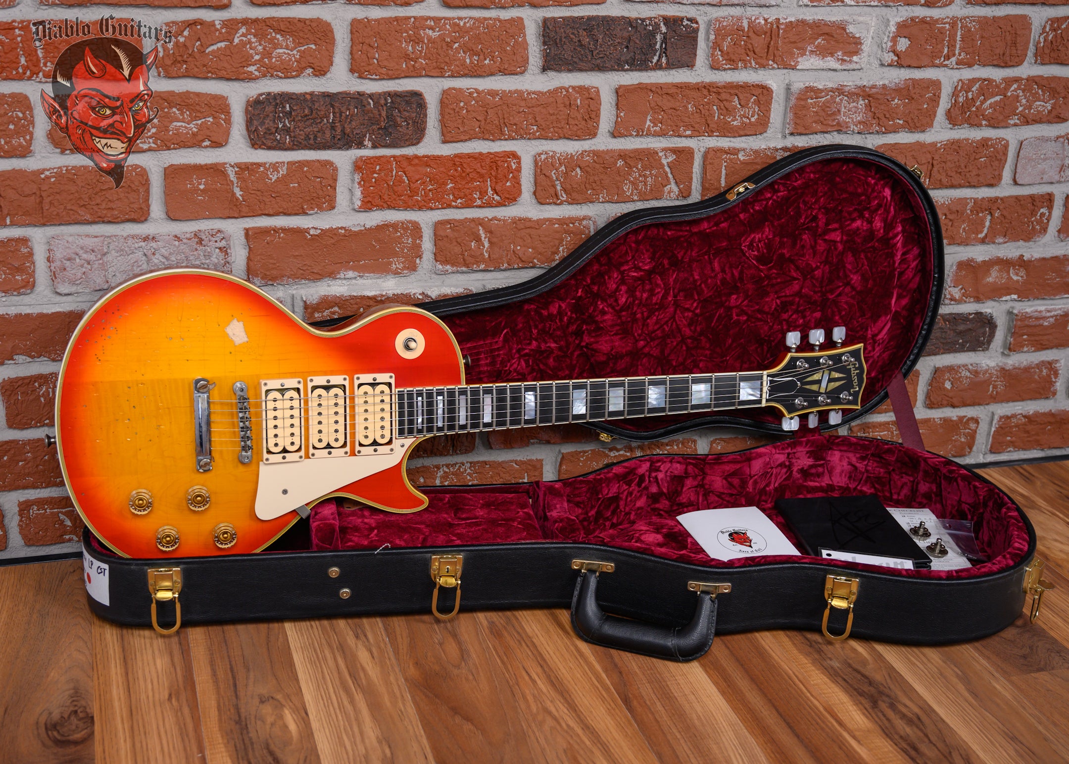 Gibson Custom Shop Ace Frehley Budokan 1974 Les Paul Custom Aged