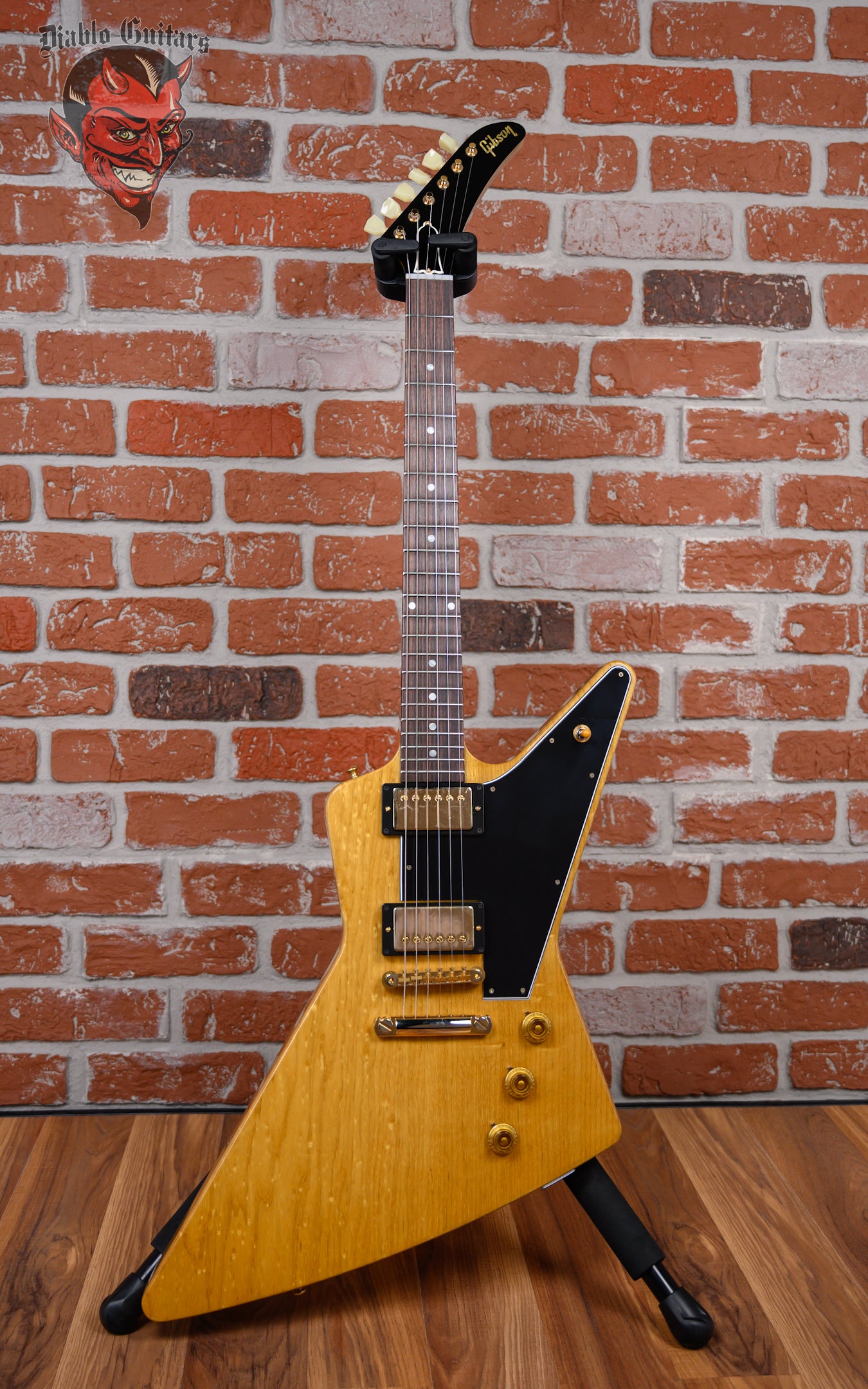Gibson Custom Shop '58 Korina Explorer Black Guard Reissue Natural