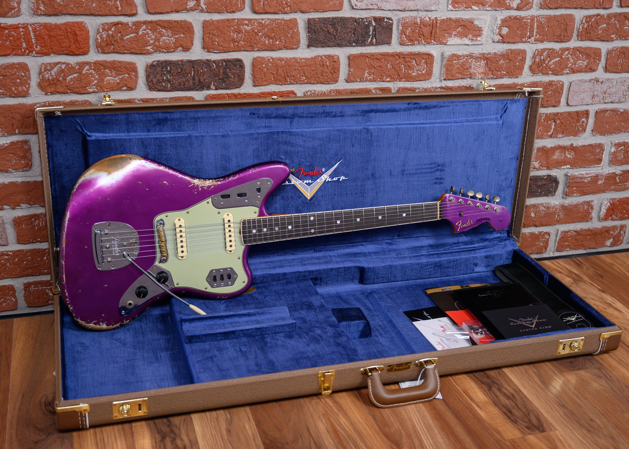Fender Custom Shop B5 '65 Jaguar Super Heavy Relic Faded Purple