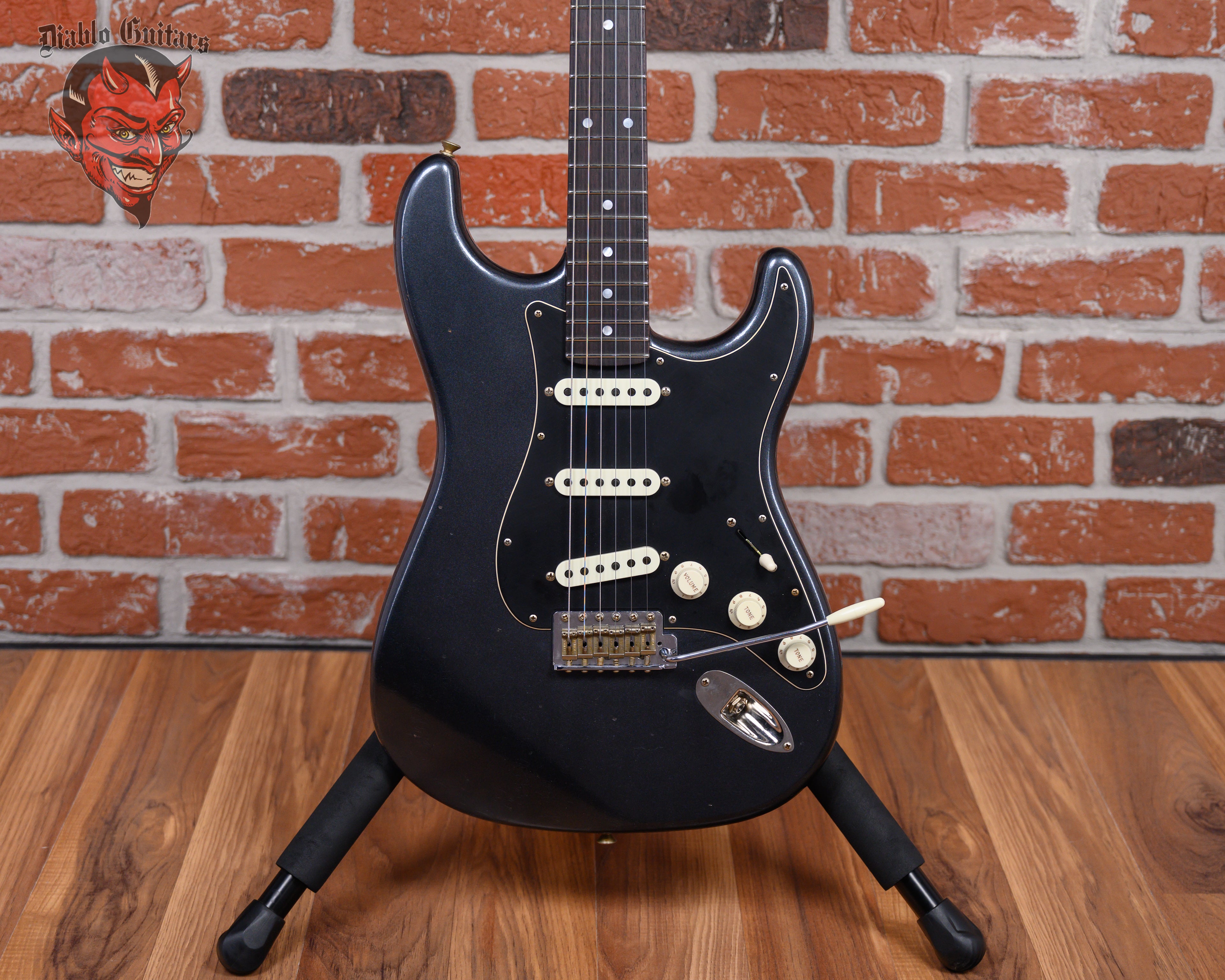 Fender Custom Shop 1960 Roasted Stratocaster Aged Black Pearl