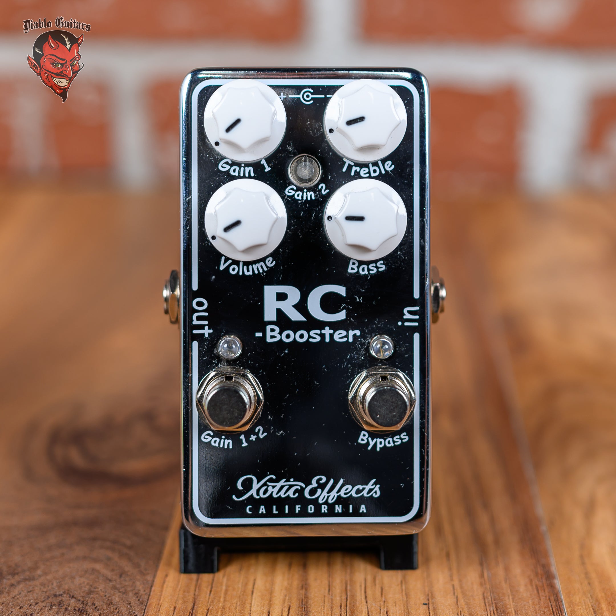 ギター XOTIC RC Booster V2 Xotic RC Booster V2 Chrome – Diablo Guitars