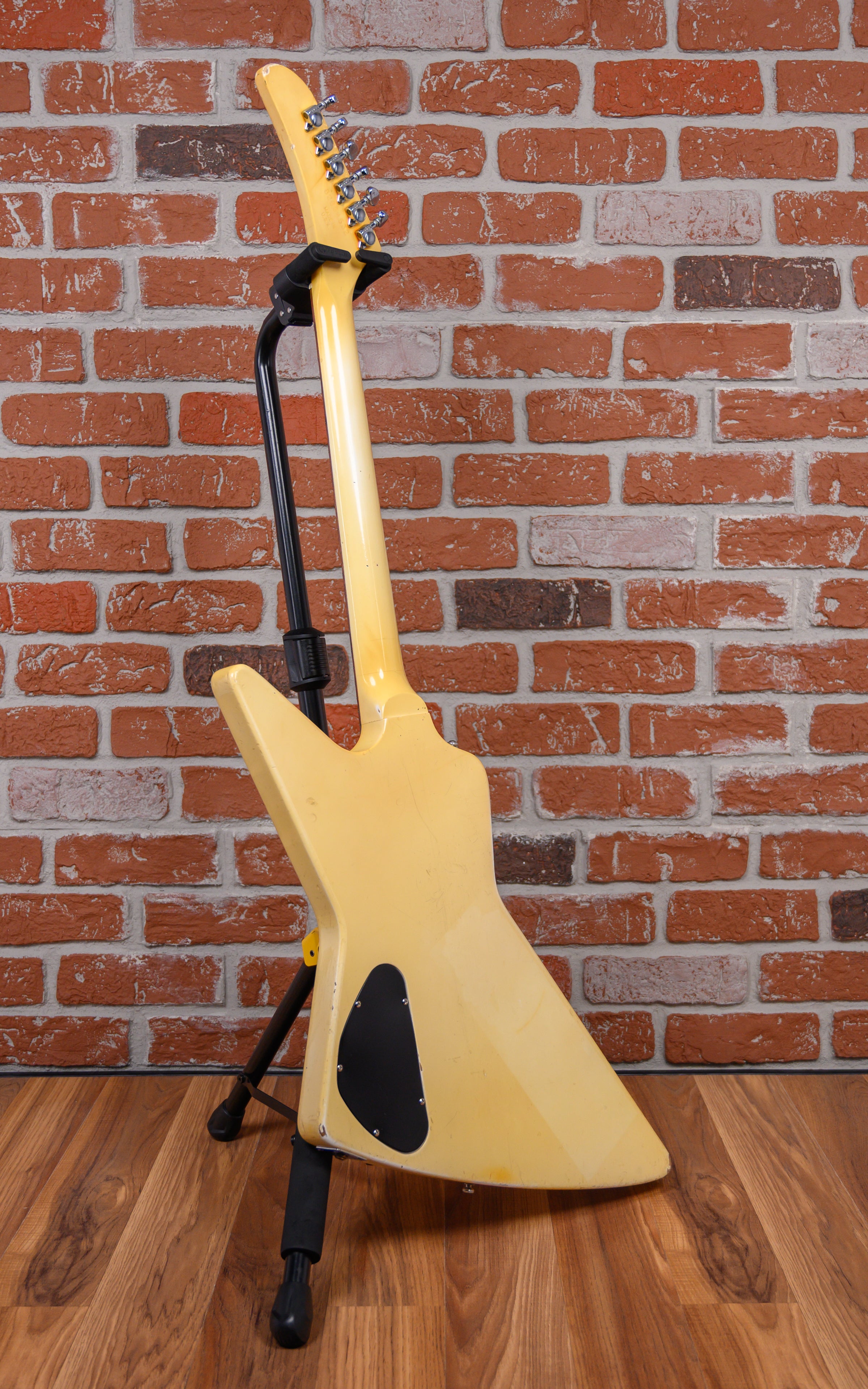 Gibson Explorer III Alpine White 1984 w/Hard Shell Case – Diablo