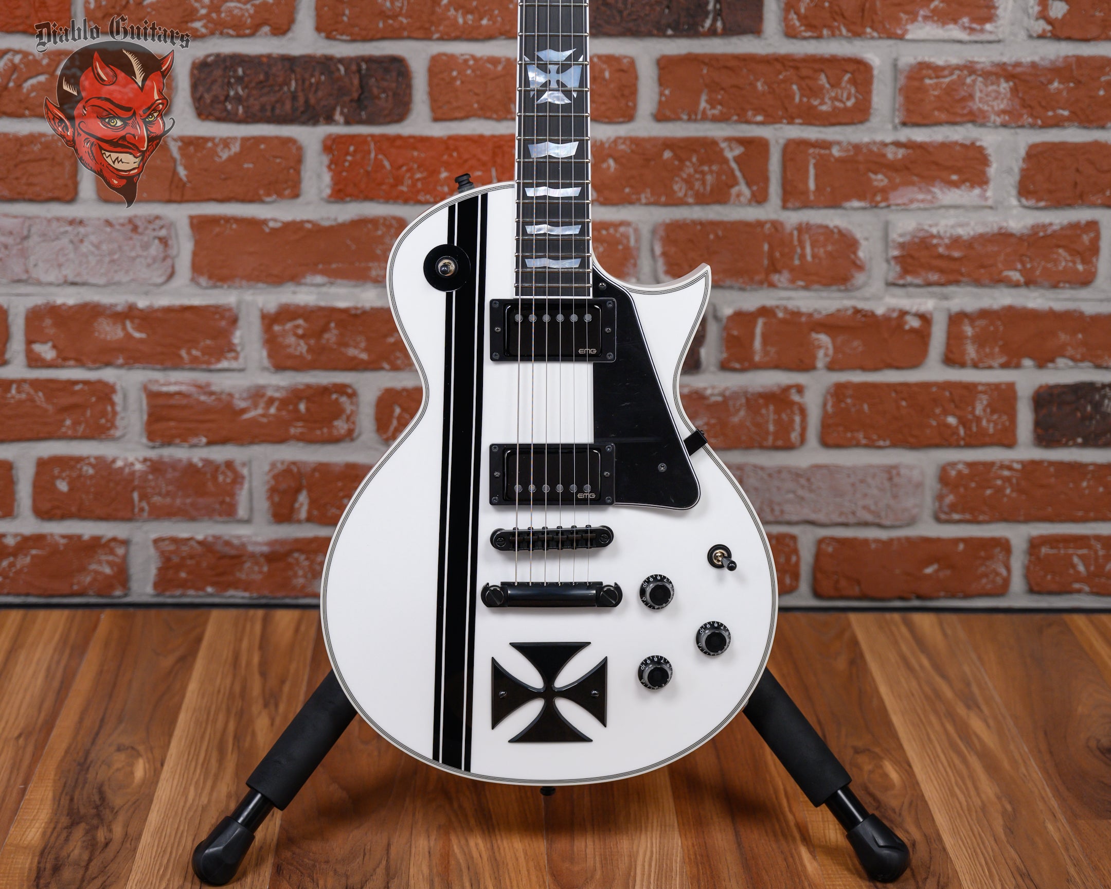 ESP Signature Series Iron Cross James Hetfield Snow White with
