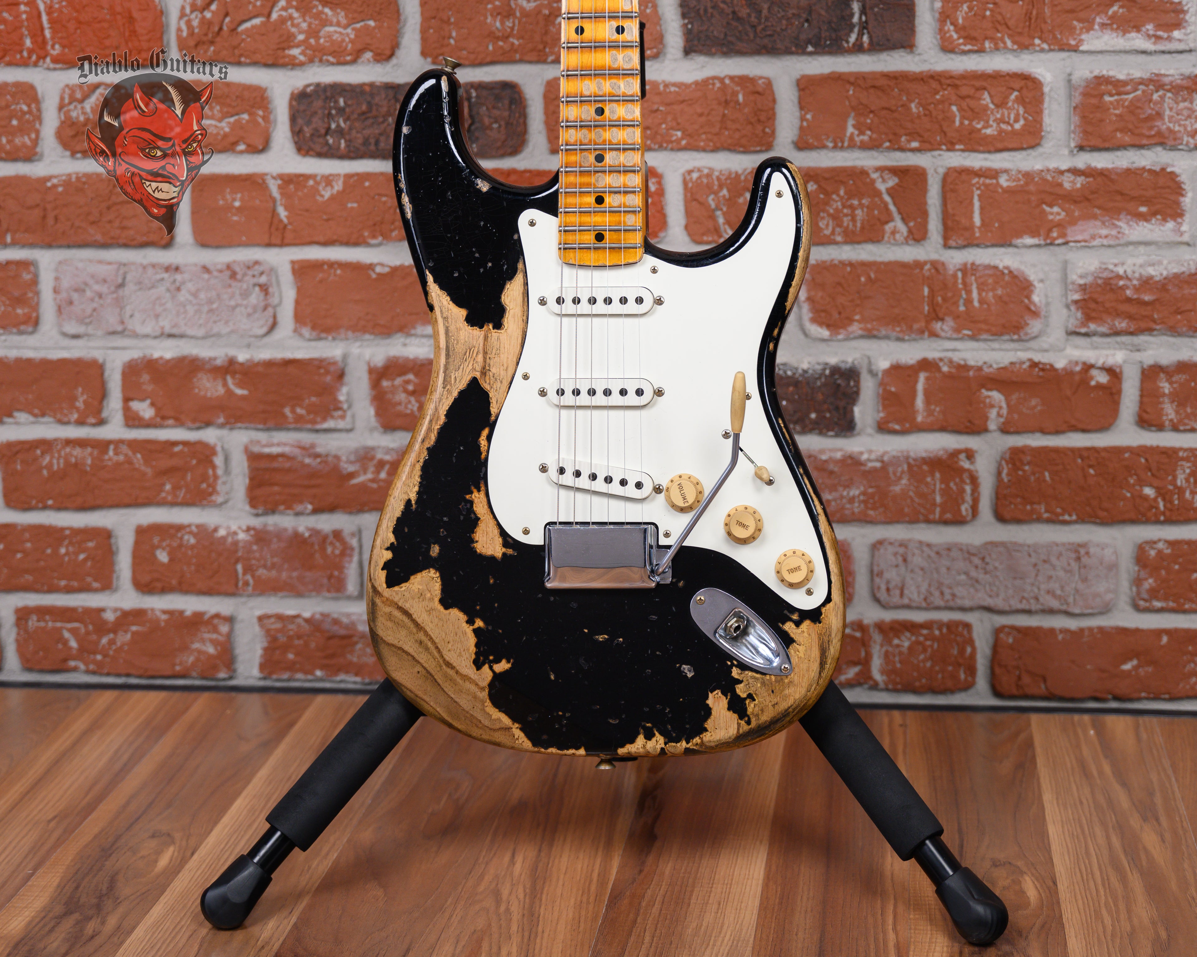 Fender Custom Shop 1957 Stratocaster Super Heavy Relic Black 2023