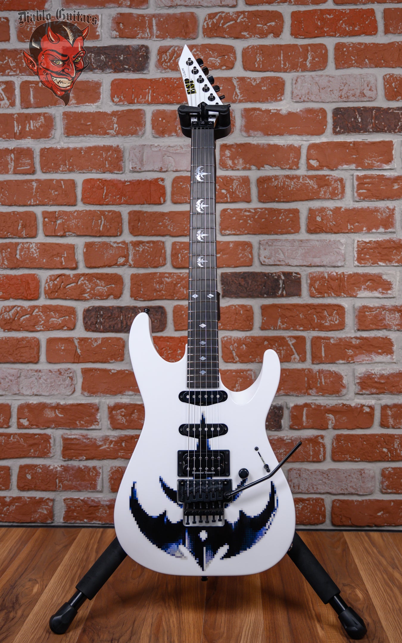 ギター ESP custom ESP Custom Shop M-II HSS Snow White with Queensryche Triryche