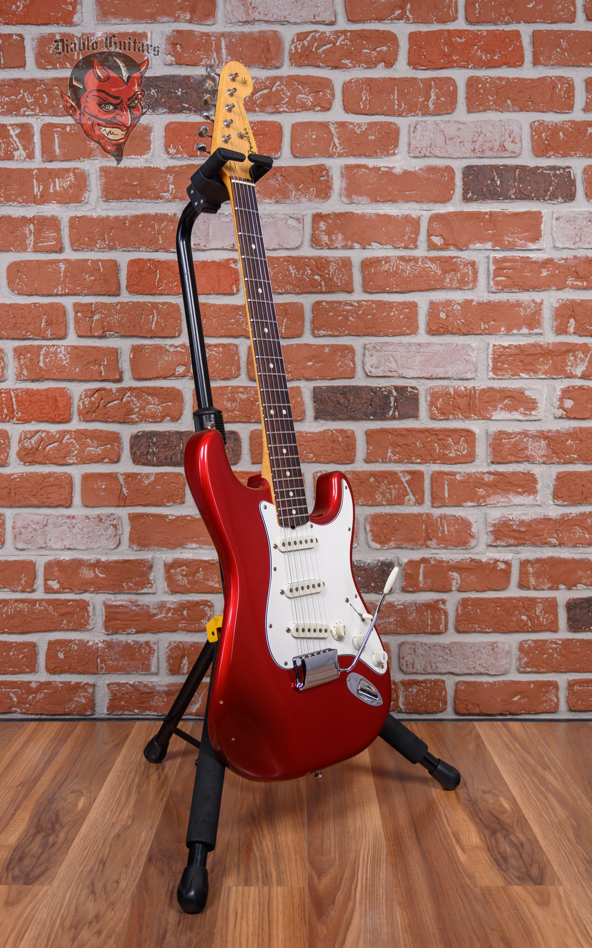 Fender American Vintage Reissue '62 Stratocaster Candy Apple Red
