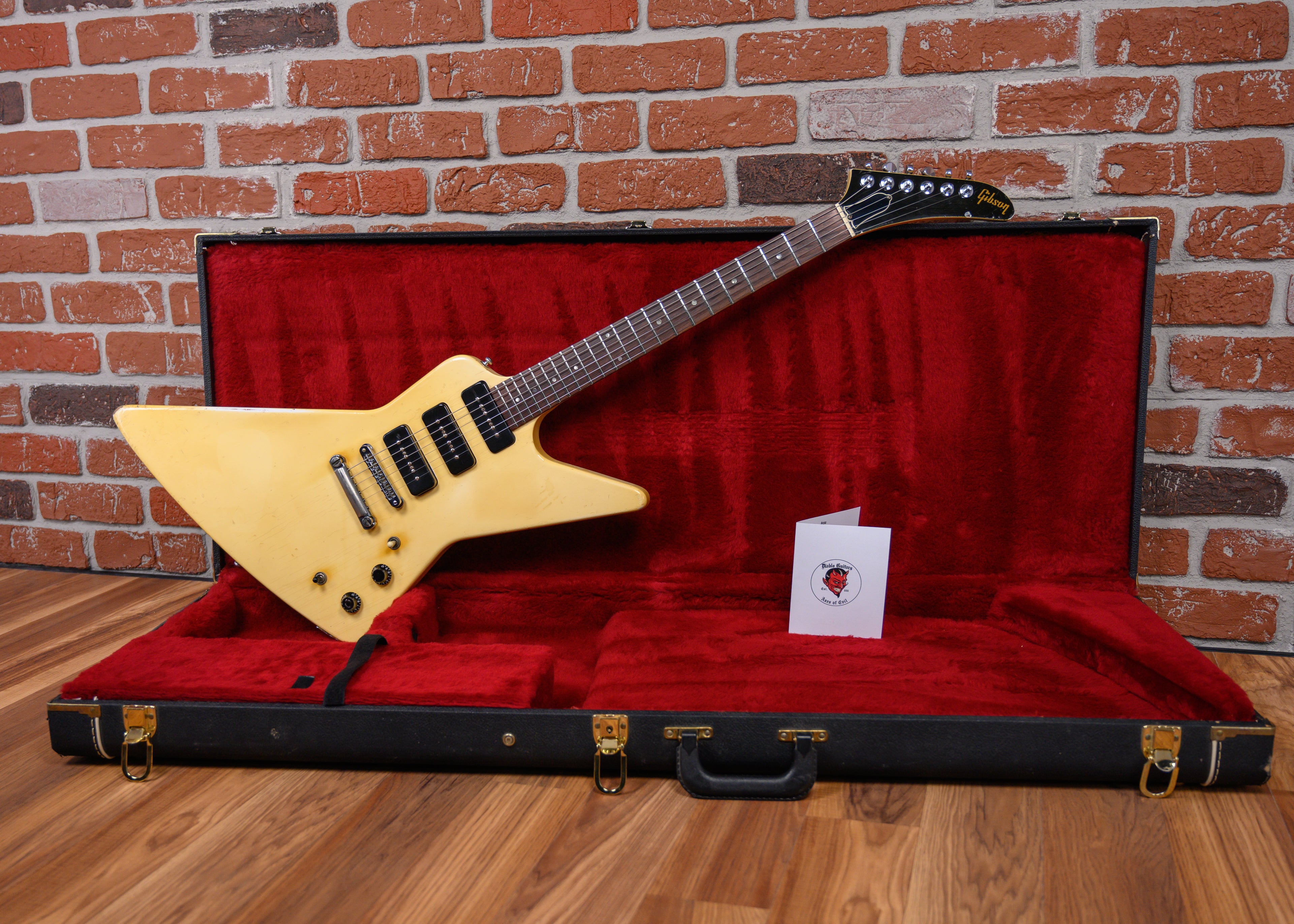 Gibson Explorer III Alpine White 1984 w/Hard Shell Case – Diablo
