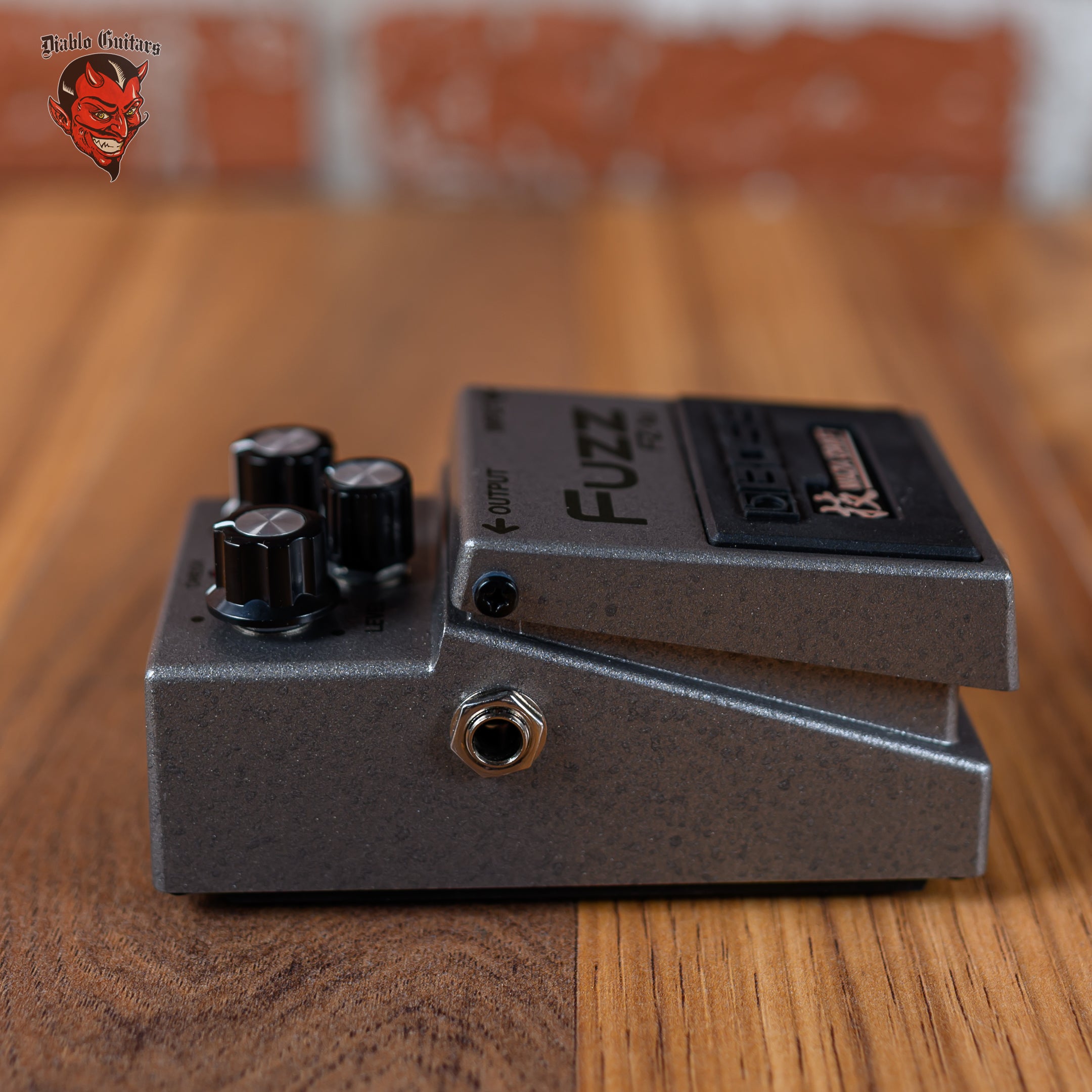 Boss FZ-1W Fuzz Waza Craft Silver – Diablo Guitars