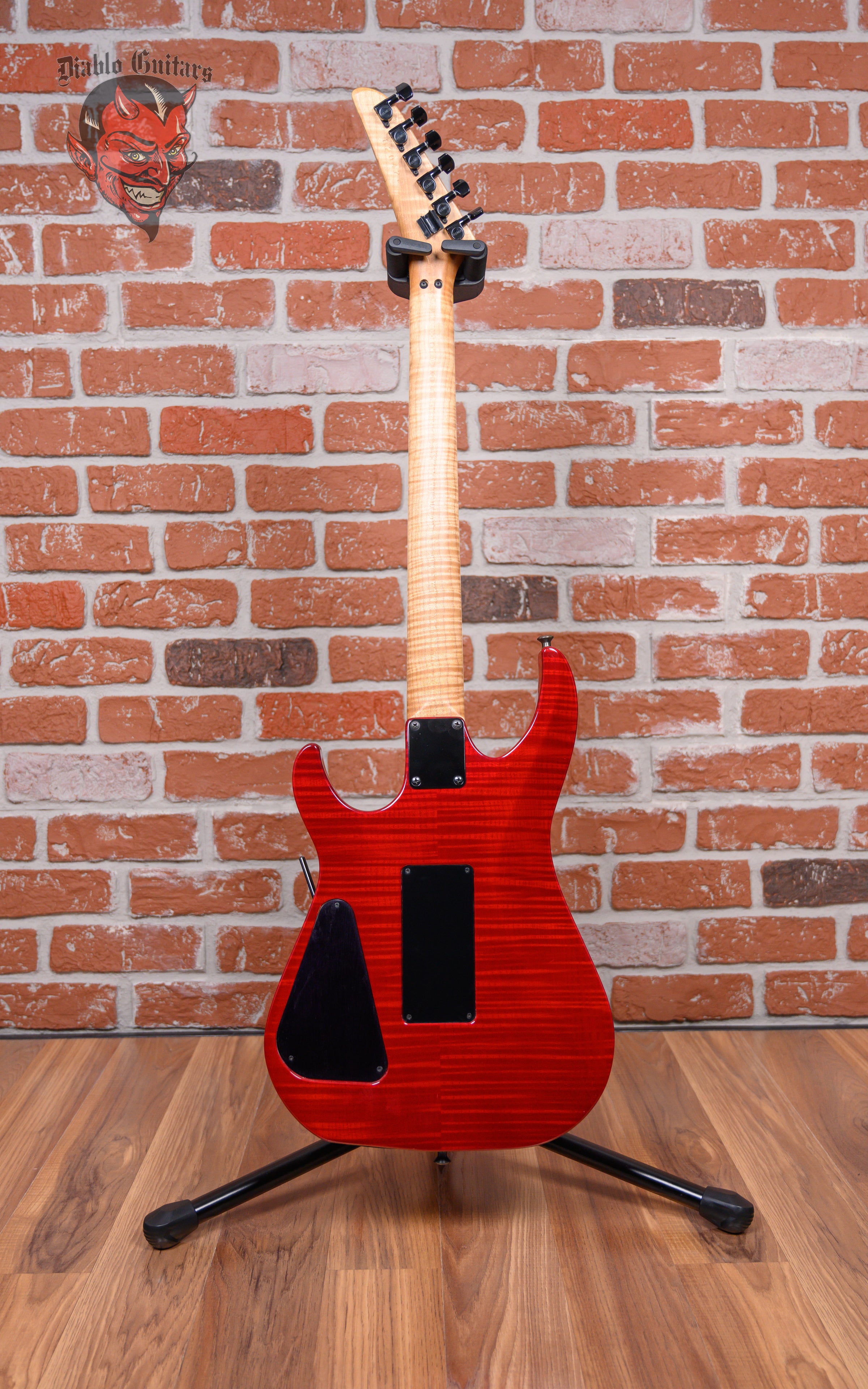 Hamer Californian Custom Flame Maple Top/Back/Neck Transparent