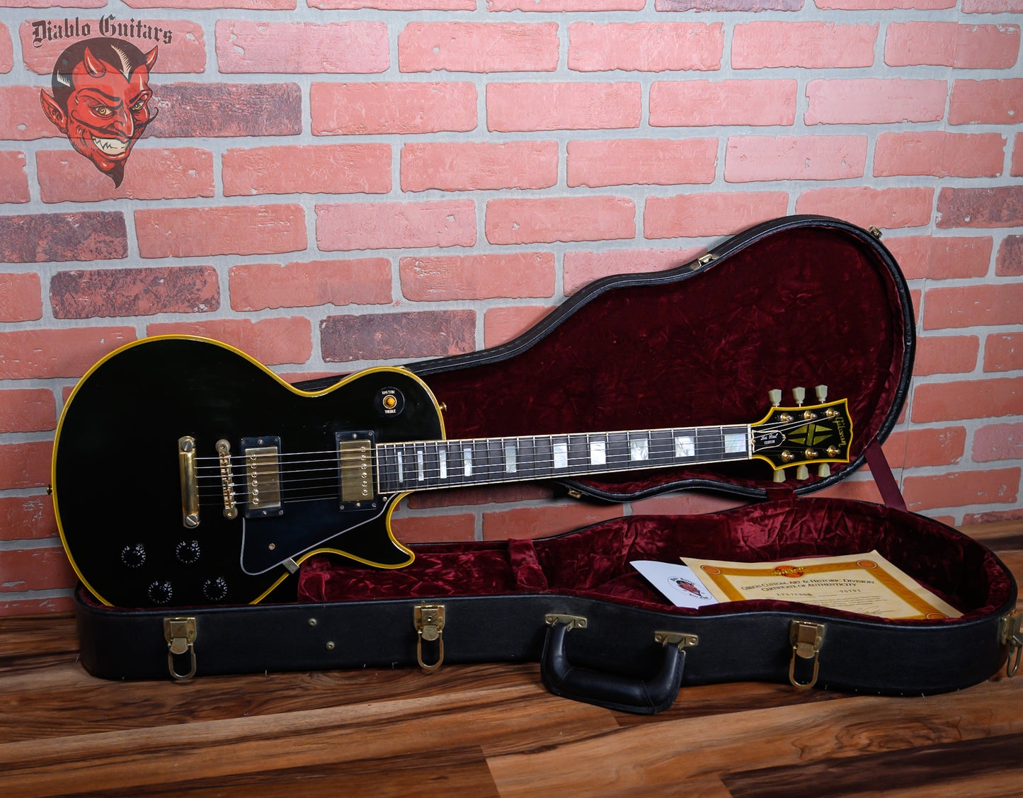 Gibson Custom Art & Historic 1957 Les Paul Custom Black Beauty Reissue Ebony 2000 w/OHSC