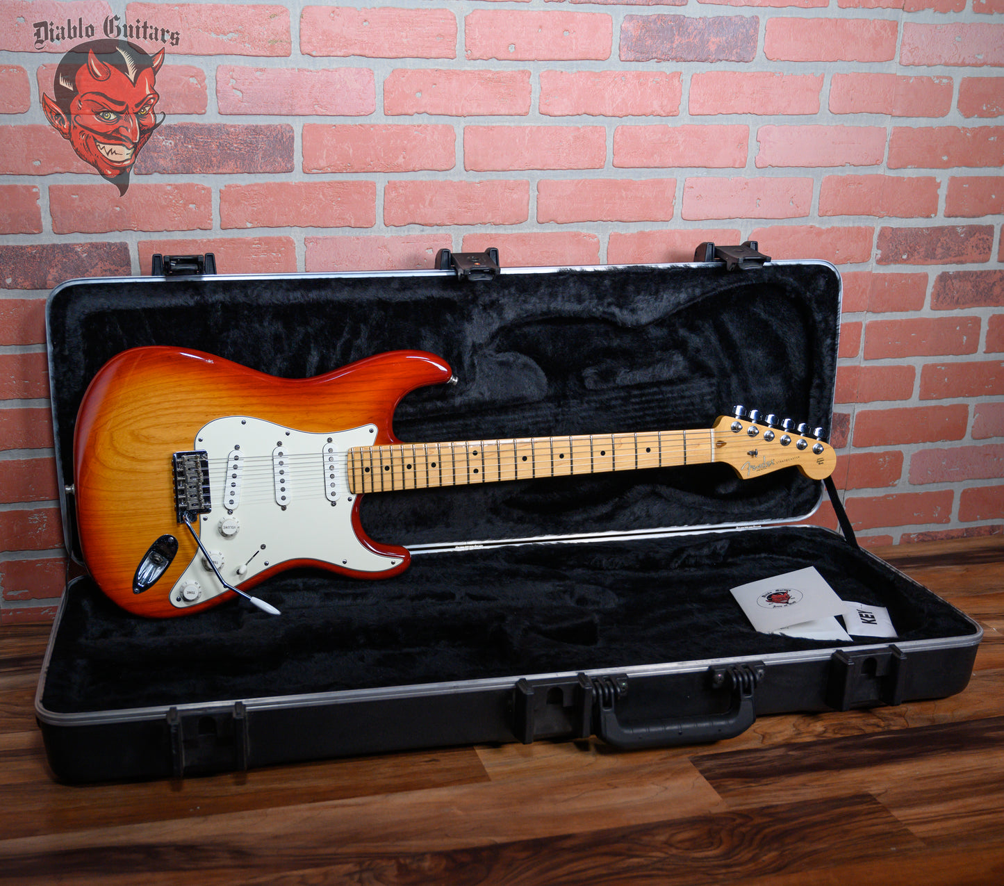 Fender American Standard Stratocaster Sierra Sunburst 2011 w/OHSC