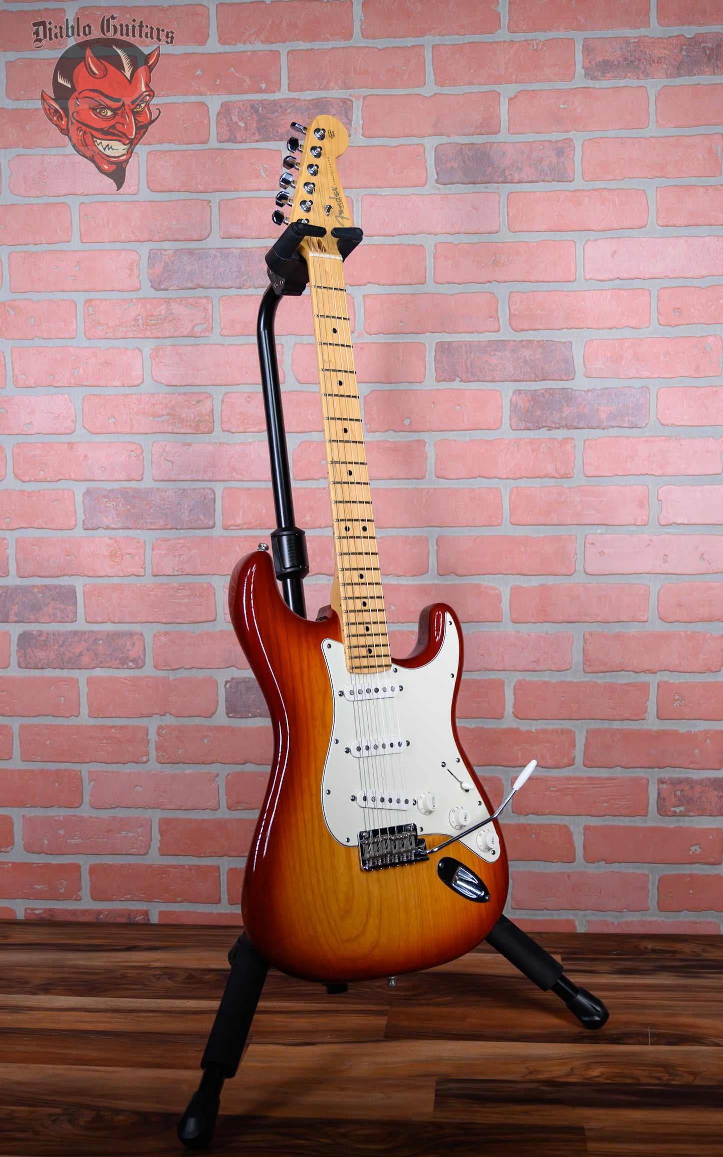 Fender American Standard Stratocaster Sierra Sunburst 2011 w/OHSC