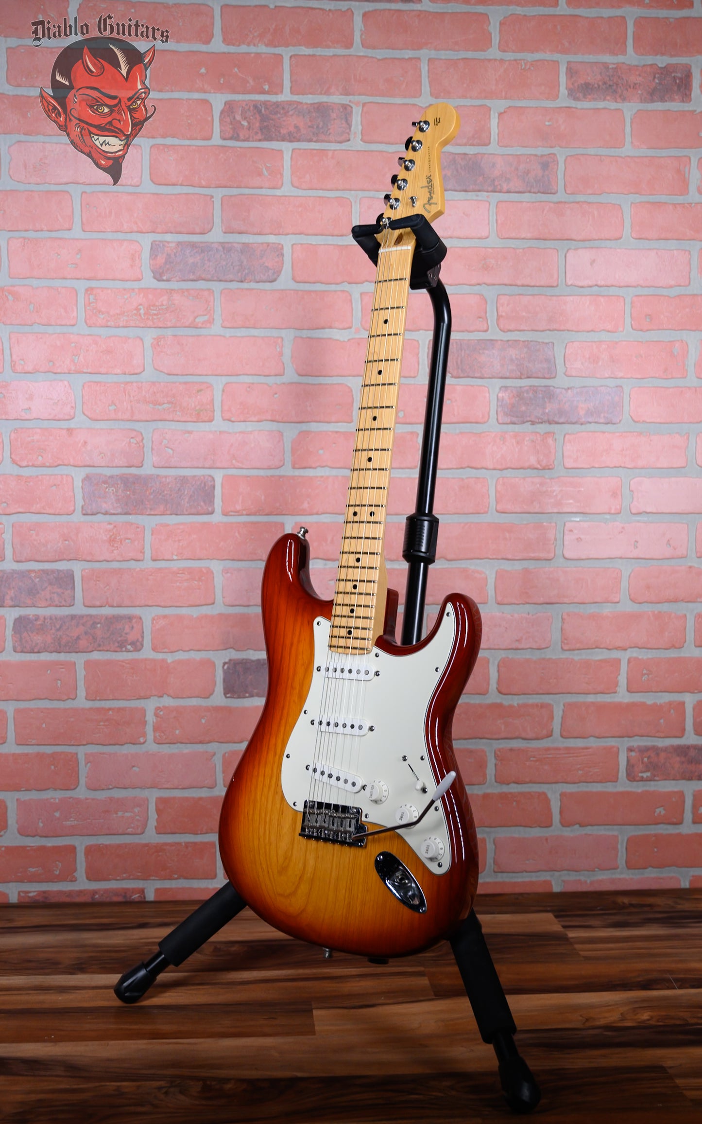 Fender American Standard Stratocaster Sierra Sunburst 2011 w/OHSC