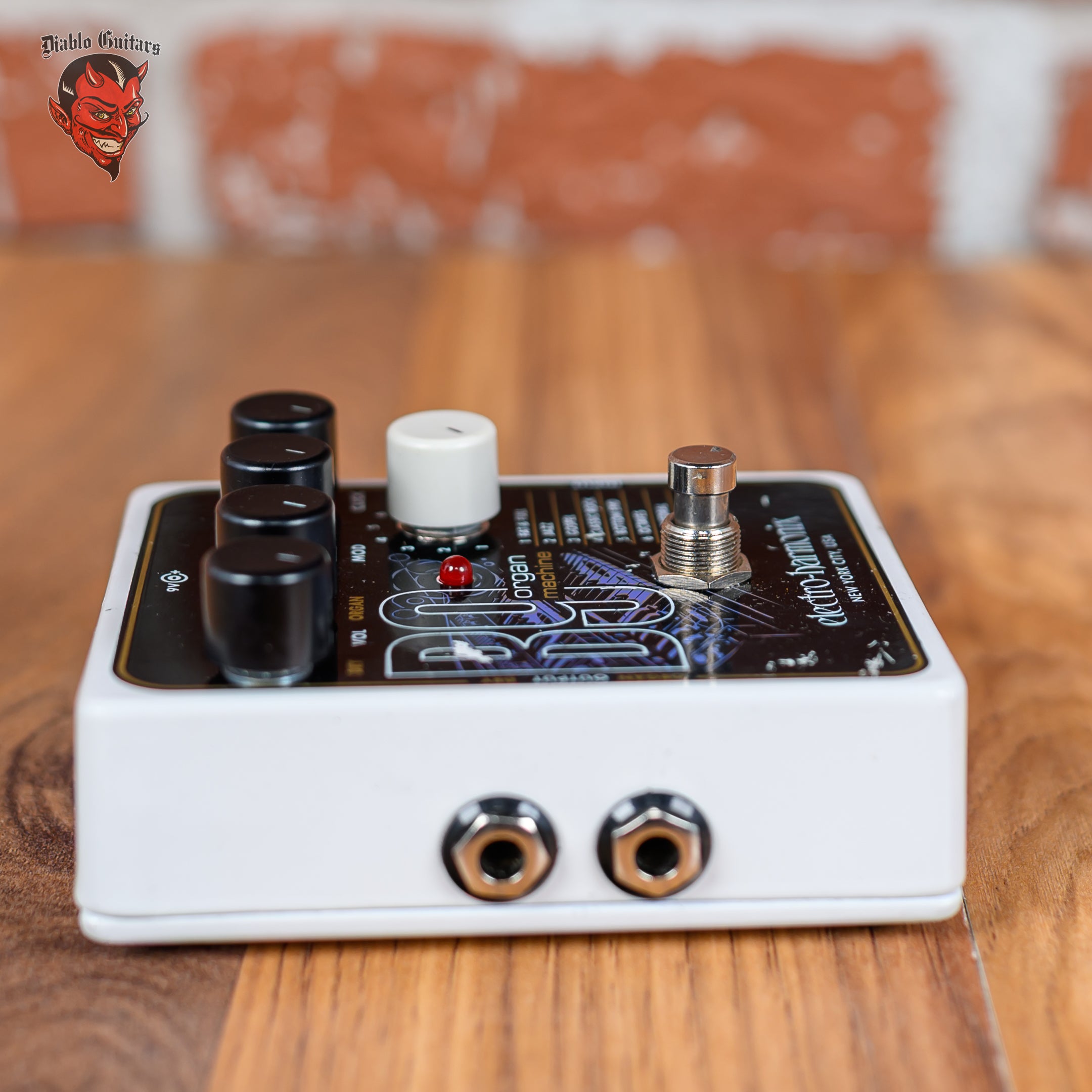 Electro-Harmonix B9 Organ Machine Black – Diablo Guitars