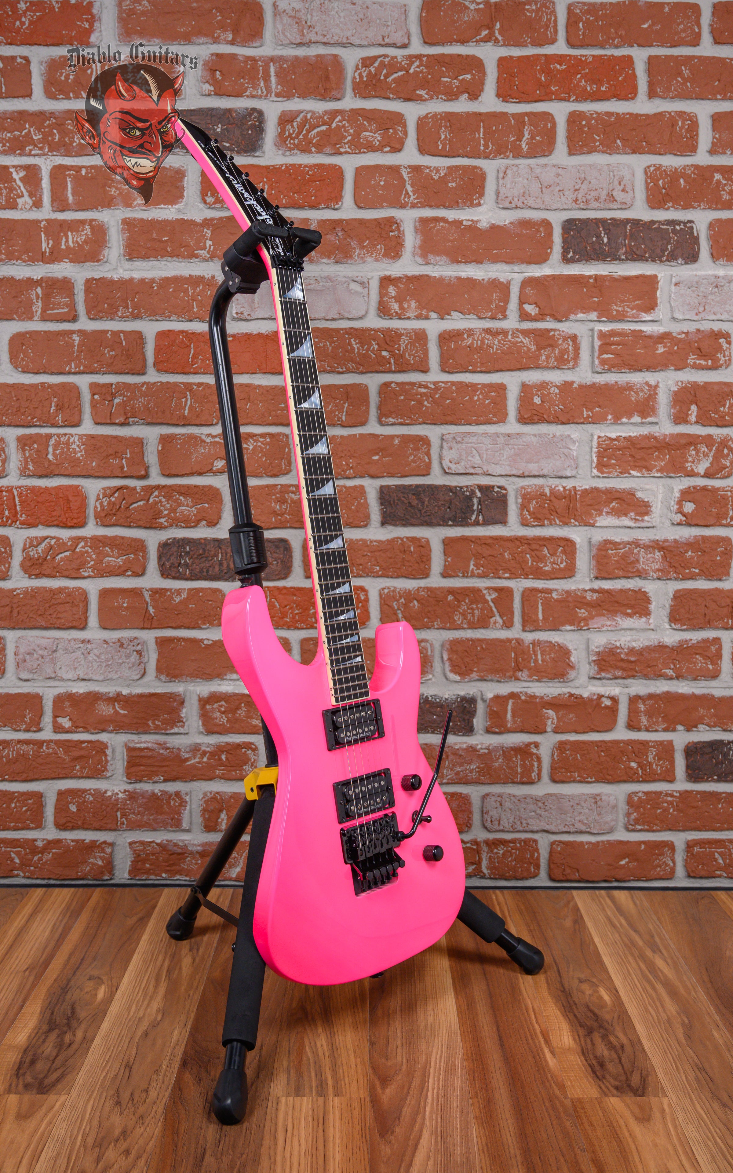 Jackson USA Custom Shop Soloist SL2H FR Neon Pink 2026 w/OHSC