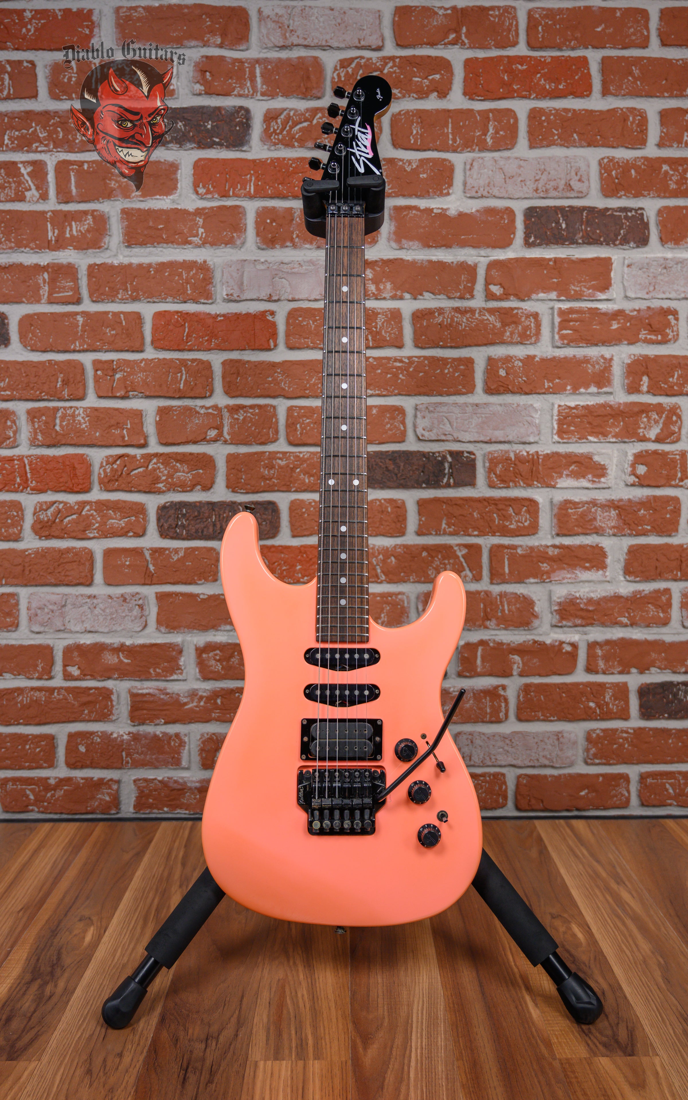 Fender HM Strat Flash Pink 1988 w/Hard Shell Case – Diablo Guitars