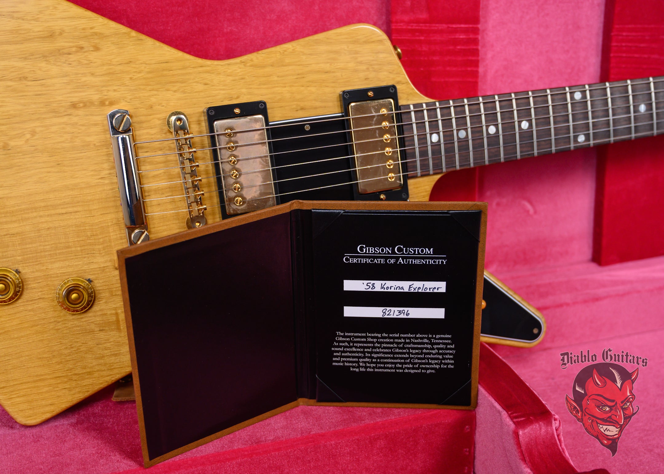 Gibson Custom Shop '58 Korina Explorer Black Guard Reissue Natural