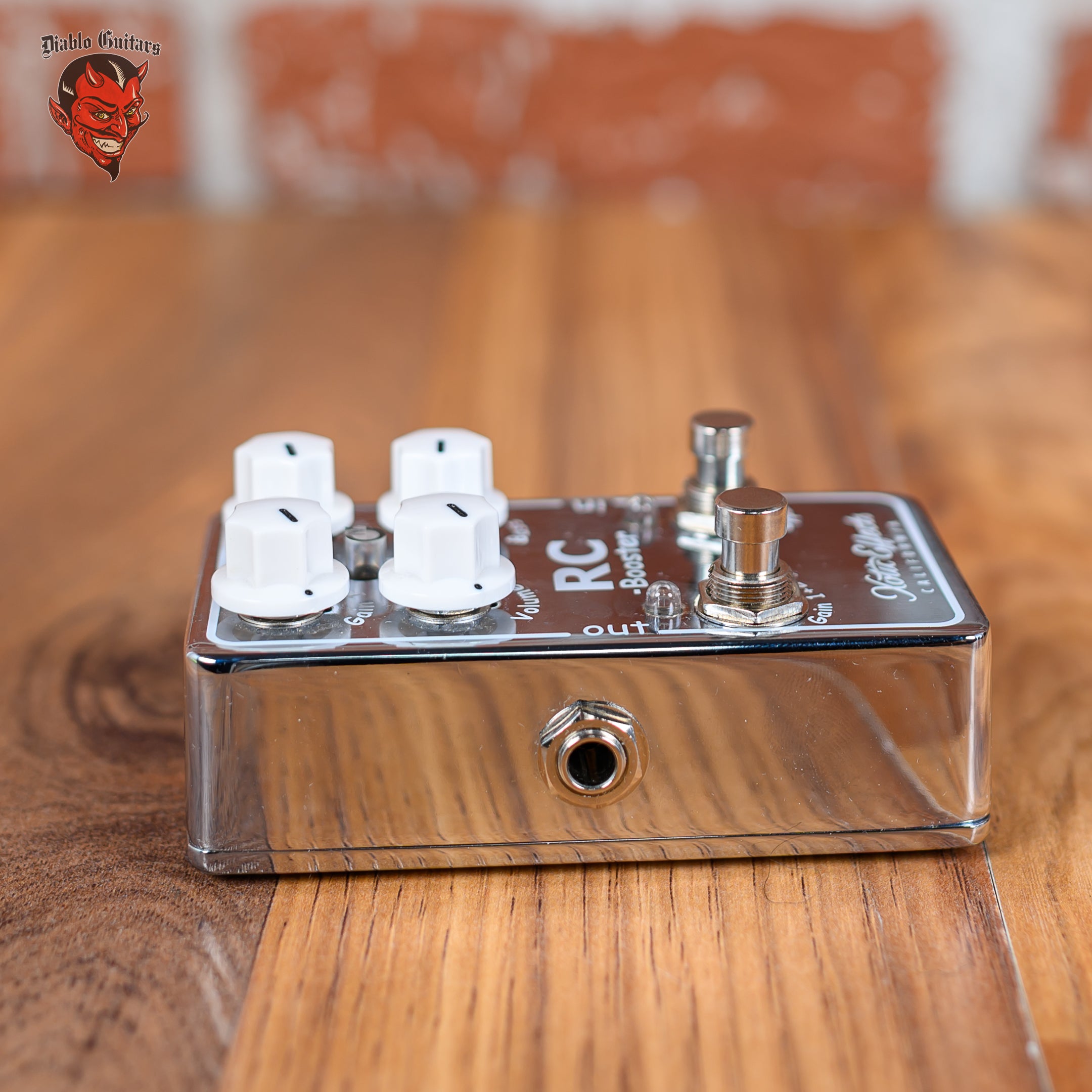Xotic RC Booster V2 Chrome – Diablo Guitars