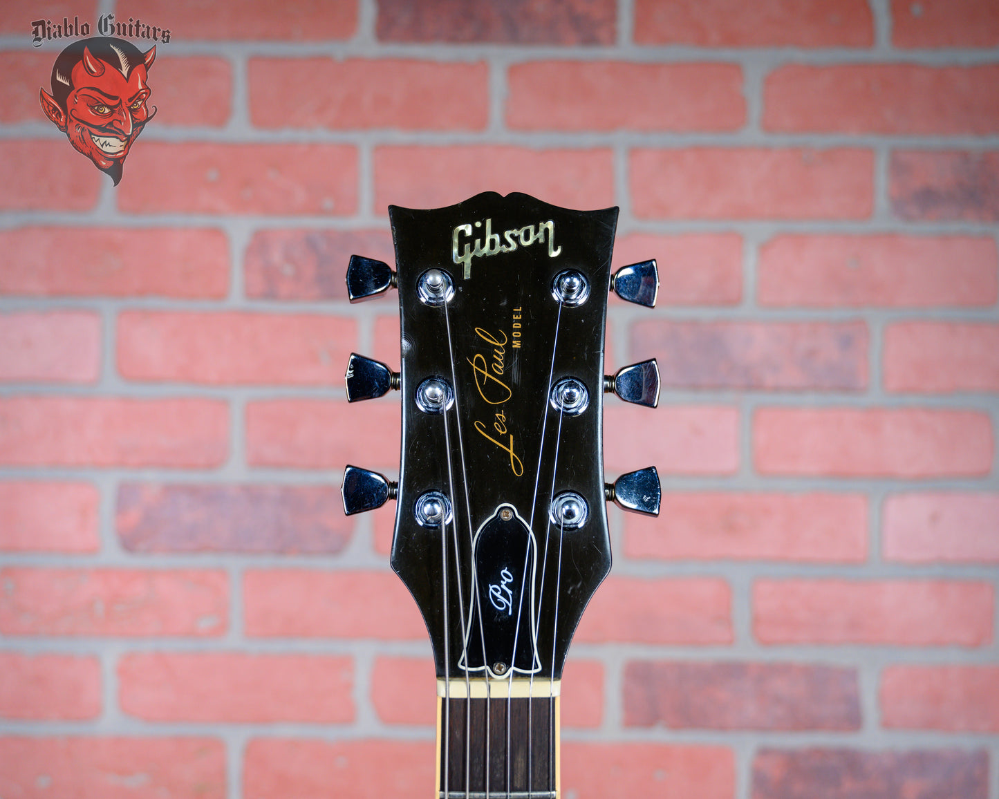 Gibson Les Paul Deluxe Pro Ebony 1977 w/Gator Hardshell Case