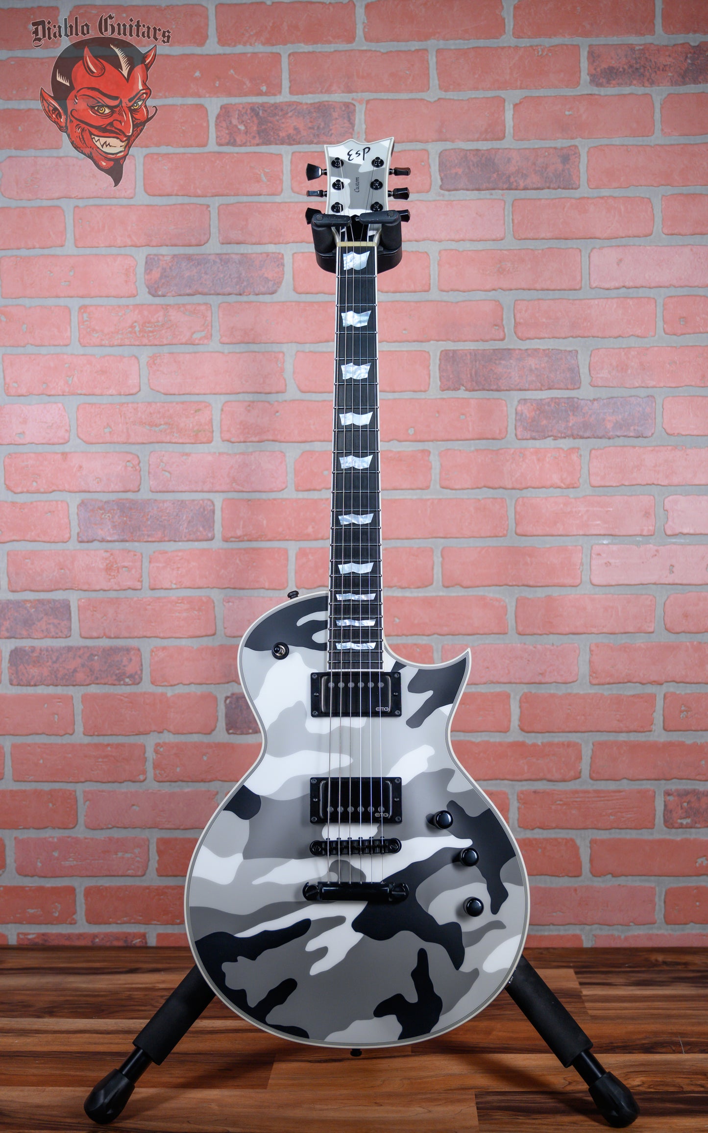 ESP Custom Shop Eclipse Full Thickness Satin Urban Camo 2024 w/OHSC