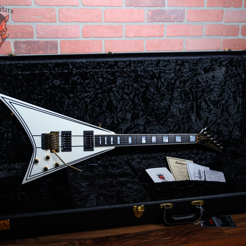 
                      
                        Jackson USA Custom Shop RR1.5 Rhoads White with Black Pin Stripes 2024 w/OHSC
                      
                    