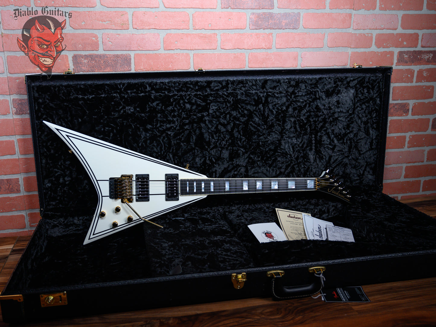 Jackson USA Custom Shop RR1.5 Rhoads White with Black Pin Stripes 2024 w/OHSC