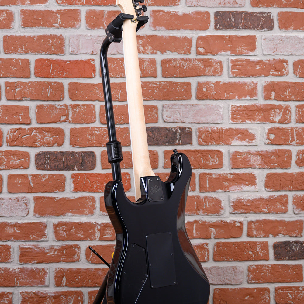 
                      
                        ESP Custom Shop Chris Degarmo "Cross Daggers" ST Black With White Cross Daggers Graphic 2025 w/OHSC (Available now!
                      
                    