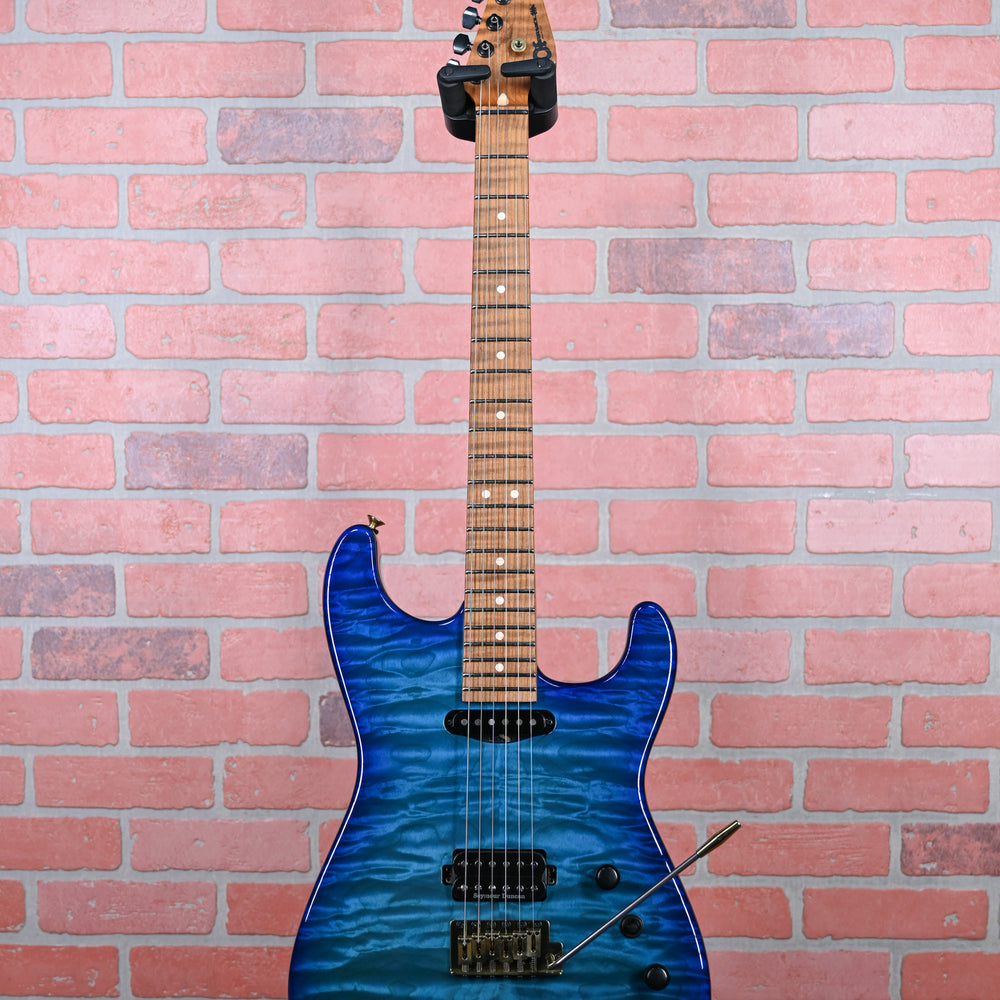 
                      
                        Charvel USA Custom Shop Special Edition San Dimas HS CT QMT Roasted Quilt Maple Top Chlorine Burst 2024 w/OHSC (Available Now!)
                      
                    