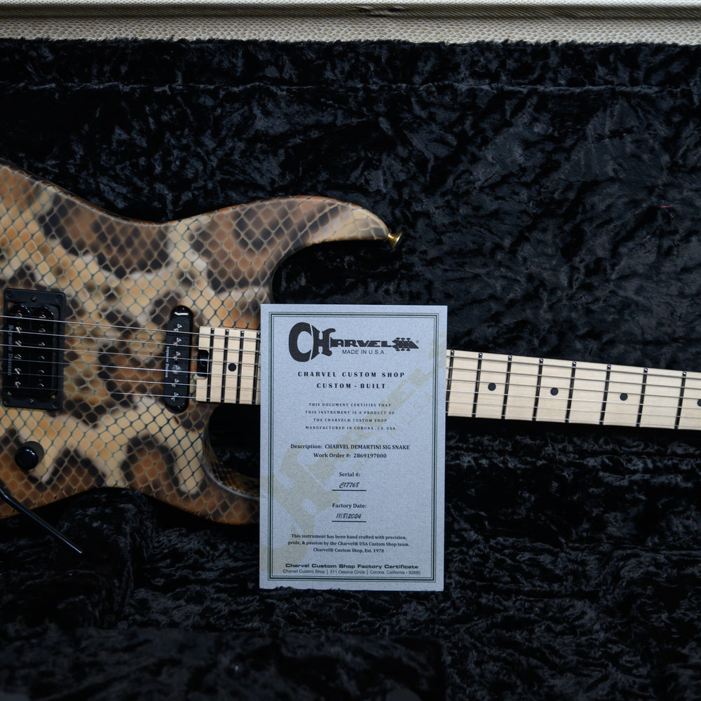 
                      
                        Charvel USA Custom Shop Warren DeMartini USA Signature Snakeskin Graphic 2024 w/OHSC
                      
                    