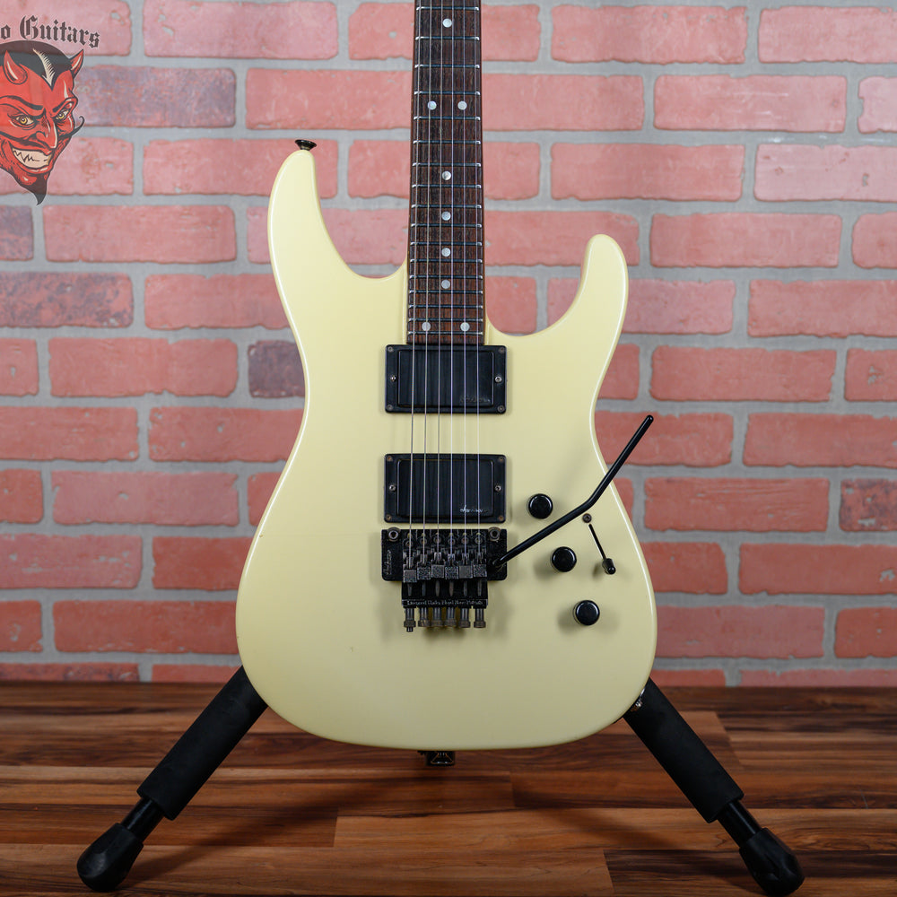 Charvel Model 5 MIJ Pearl White 1987 w/Gator Hardshell Case