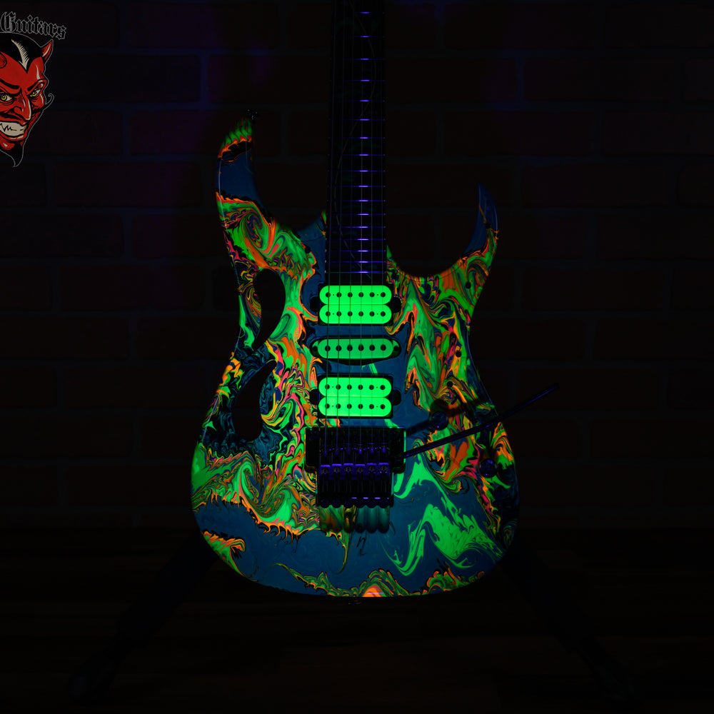 
                      
                        Ibanez Pia77BON Steve Vai Signature Limited Edition Brilliance of Now Hydro Dip Glow in the Dark Japan 2023 w/OHSC
                      
                    