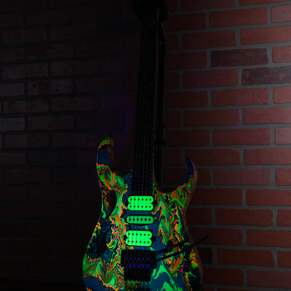 
                      
                        Ibanez Pia77BON Steve Vai Signature Limited Edition Brilliance of Now Hydro Dip Glow in the Dark Japan 2023 w/OHSC
                      
                    