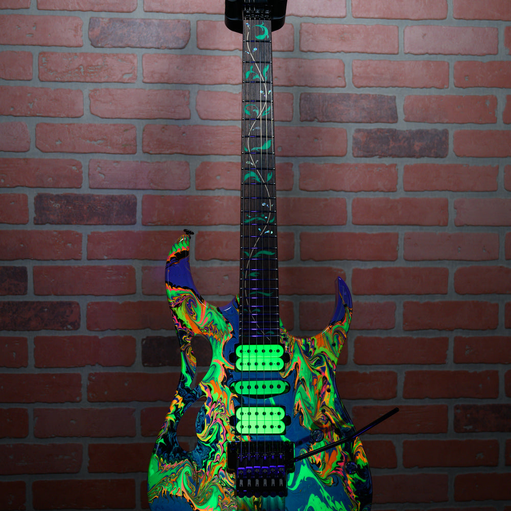 
                      
                        Ibanez Pia77BON Steve Vai Signature Limited Edition Brilliance of Now Hydro Dip Glow in the Dark Japan 2023 w/OHSC
                      
                    