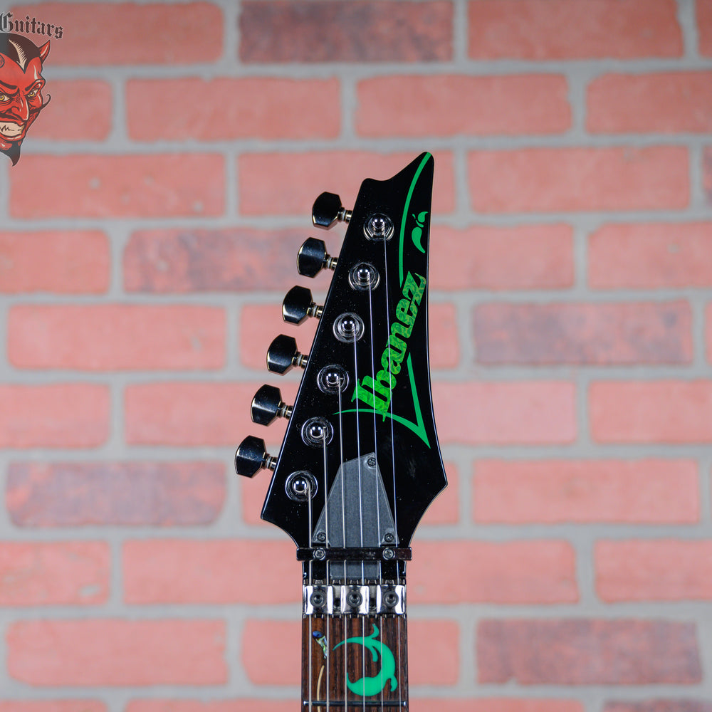 
                      
                        Ibanez Pia77BON Steve Vai Signature Limited Edition Brilliance of Now Hydro Dip Glow in the Dark Japan 2023 w/OHSC
                      
                    