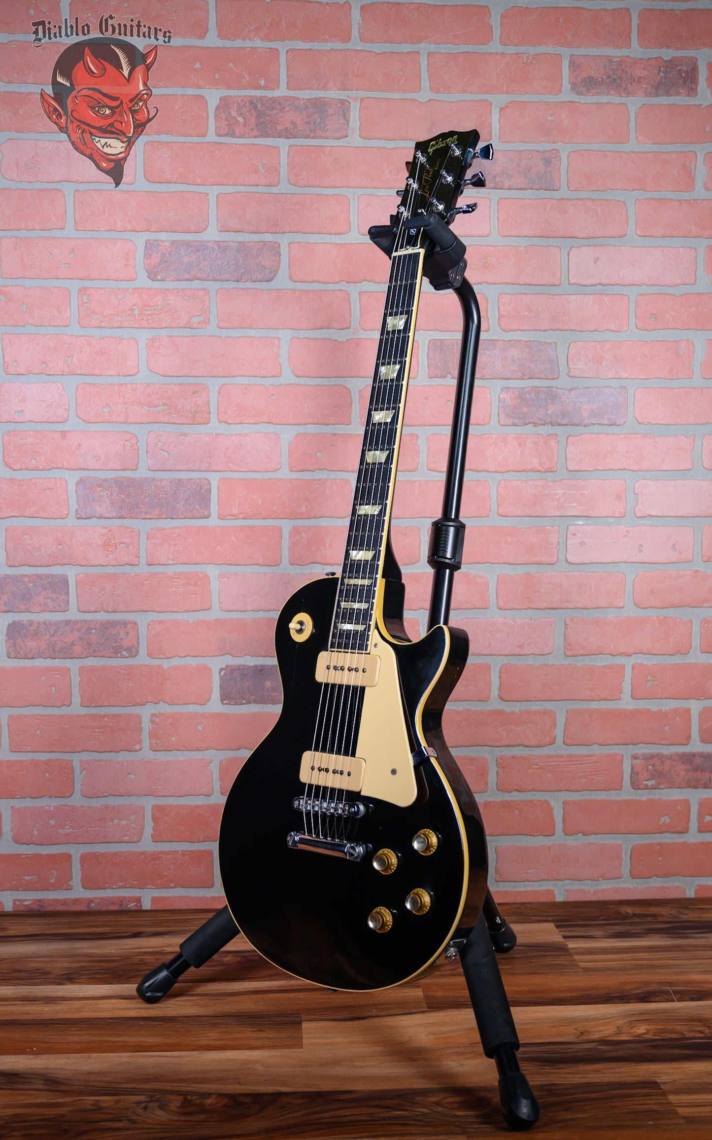 Gibson Les Paul Deluxe Pro Ebony 1977 w/Hardshell Case (Refin)