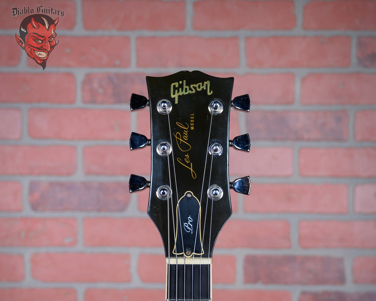 Gibson Les Paul Deluxe Pro Ebony 1977 w/Hardshell Case (Refin)