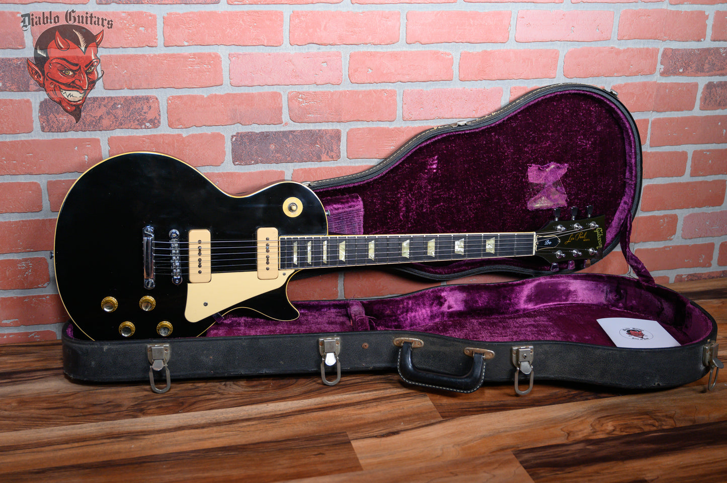 Gibson Les Paul Deluxe Pro Ebony 1977 w/Hardshell Case (Refin)