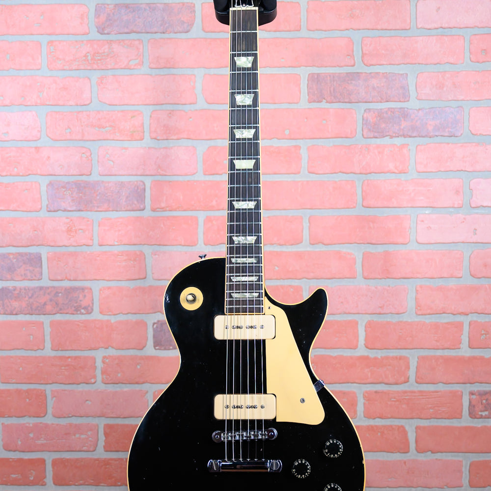 
                      
                        Gibson Les Paul Deluxe Pro Ebony 1977 w/Gator Hardshell Case
                      
                    