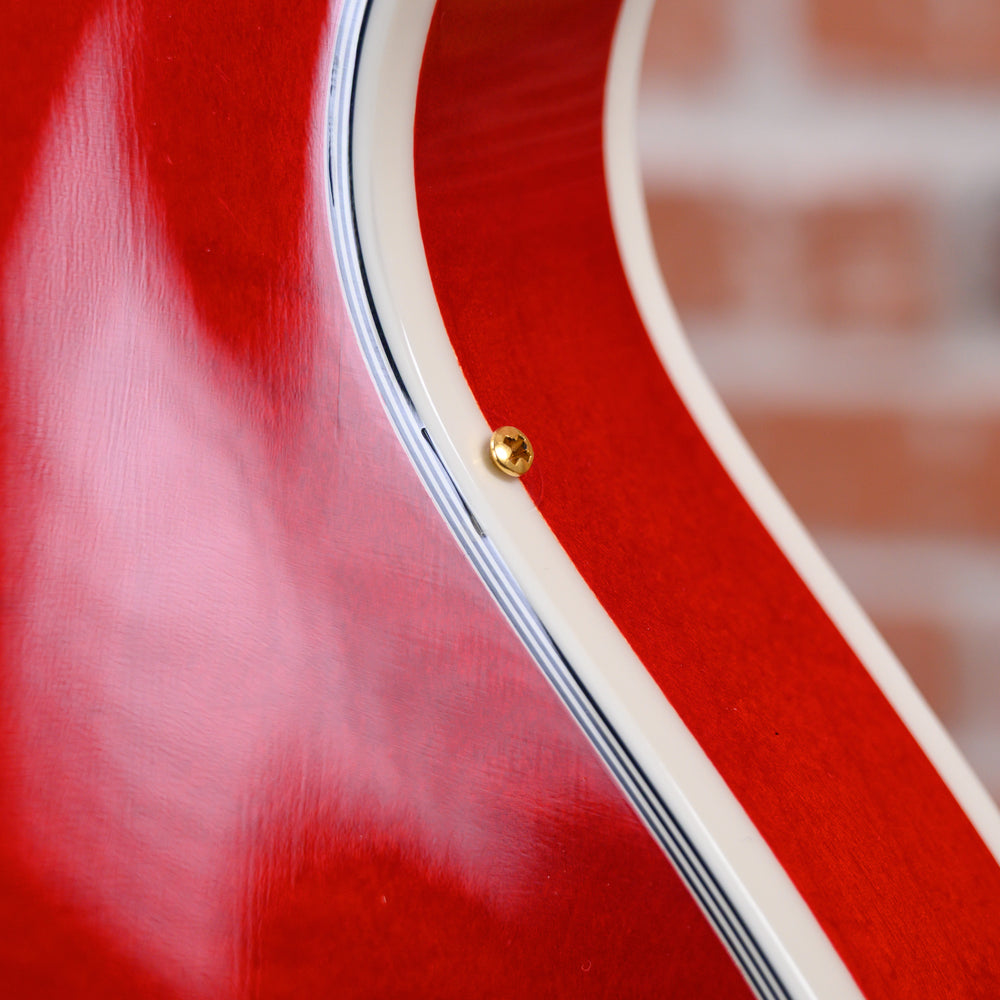 
                      
                        Gibson BB King Lucille ES-355 Cherry 2016 w/OHSC (video demo)
                      
                    