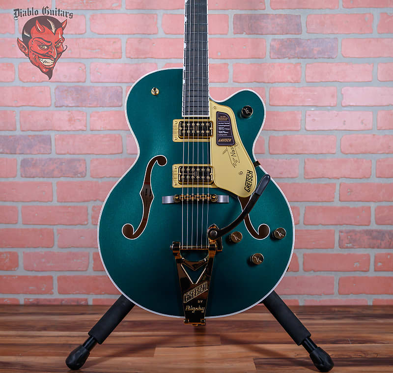 Gretsch Professional Collection Nashville Hollow Body with String-thru Bigsby Cadillac Green 2024 w/OHSC