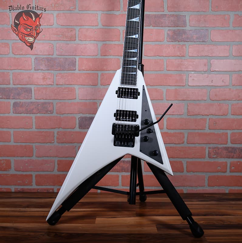 Jackson USA Custom Shop RR24 Rhoads Snow White Pearl 2024 w/OHSC