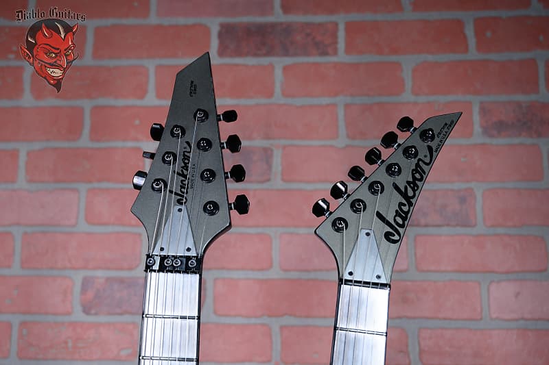 
                      
                        Jackson USA Custom Shop Custom Rhoads Double Neck 6&7 String Master Built by Pablo Santana Mike Learn Skulls Graphic 2012 w/OHSC
                      
                    